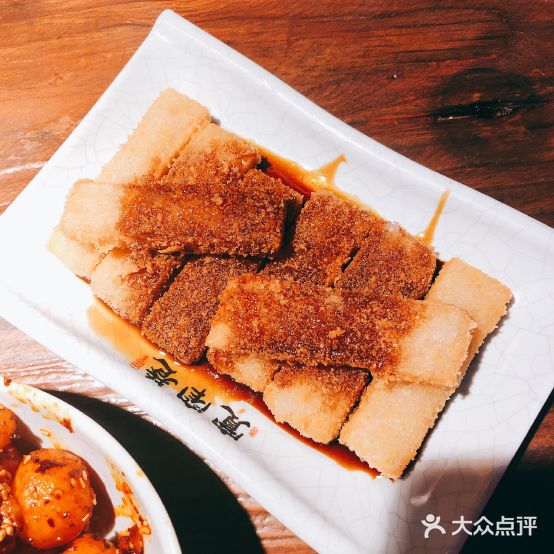 张氏宽窄香成都菜(国贸店)
