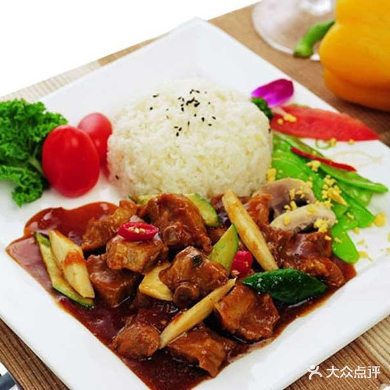 官著红闷鸡米饭(永康街店)