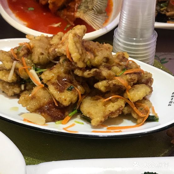 食鸣轩酒店