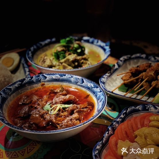 岭隧道叶餐厅