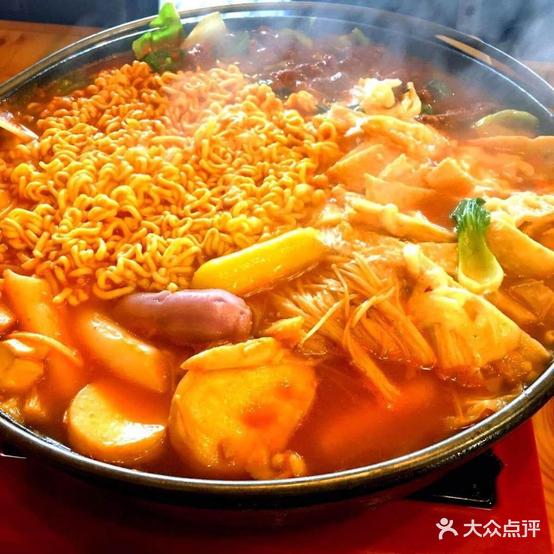 韩一甄味坊(兴达路店)