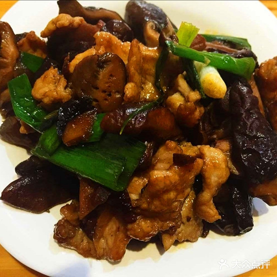 东四饺子厅盖浇饭(师院店)