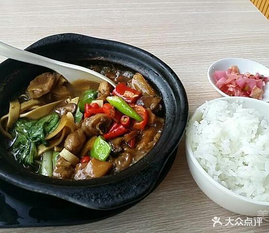 楚味黄闷鸡米饭(万达店)