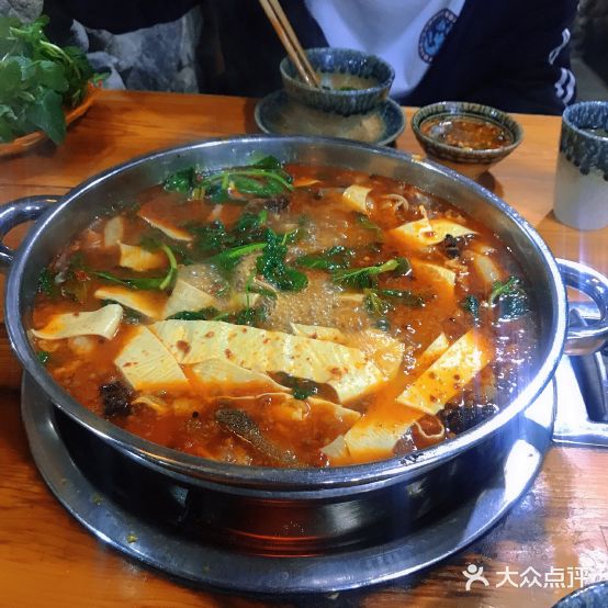老碗羊汤锅(金菊路店)