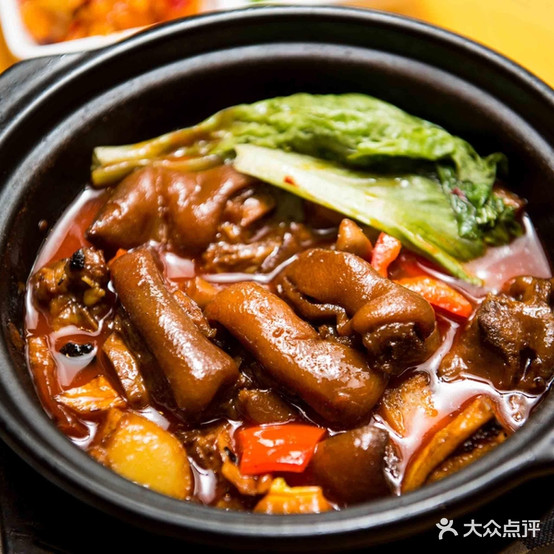 黄焖鸡米饭(三峡局建设路小区店)