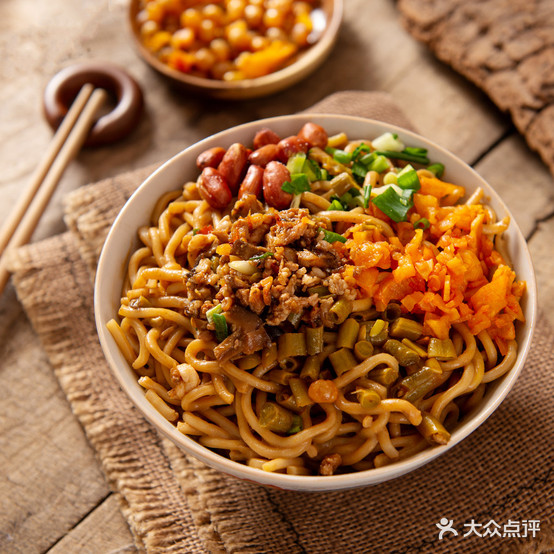 西面来风车面馆(黟县店)