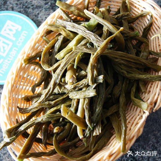 东北木火贴过炖鱼(居然家园一期店)