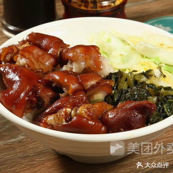正宗隆岗猪脚饭(石峰路店)