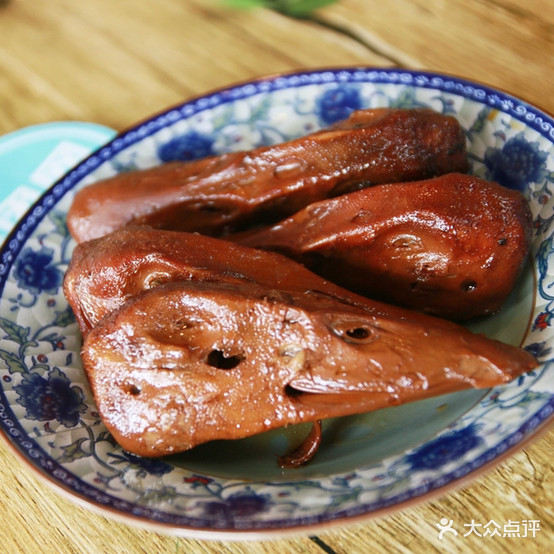 戚装烧烤