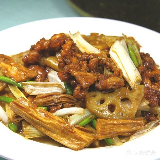 工位兵田螺地锅鸡(总店)