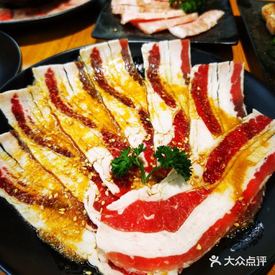 秋秋郎·元気烧肉·酒场(田林路店)