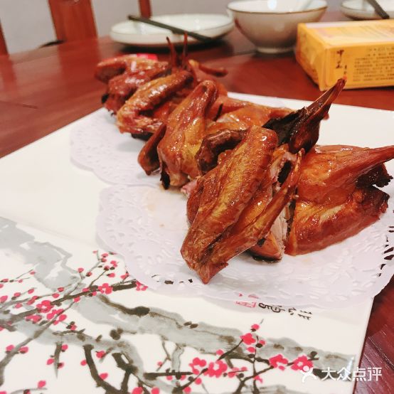 御品鸽(苏州湾砂之船奥特莱斯店)