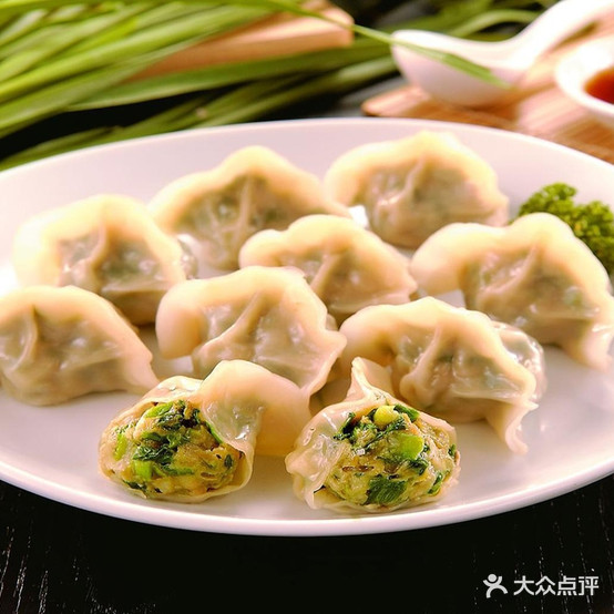 嘟唻咪自助餐音乐k吧