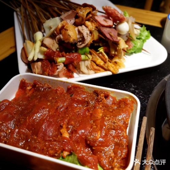 小扁担成都串串火锅