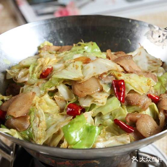 亿家人土菜馆(星光大道店)
