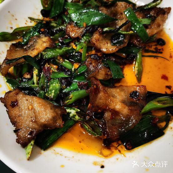 御龙盛是川菜馆