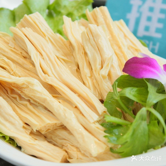 郎妮大完麻辣烫