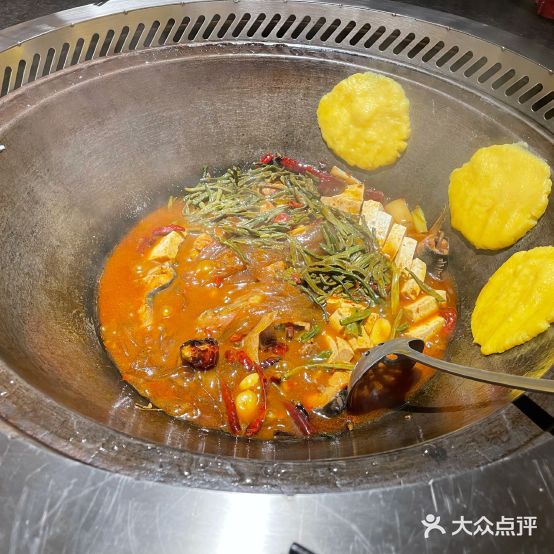 鱼羊鲜新派铁锅炖