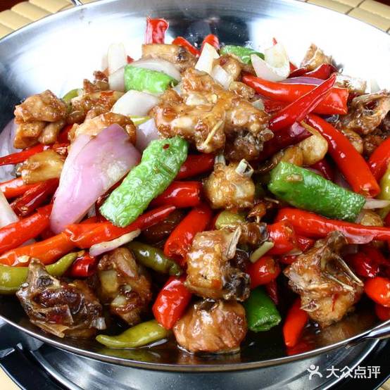 左院农家小灶花椒鸡(天津路店)
