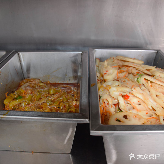 影视酸哆哩(小庙街店)