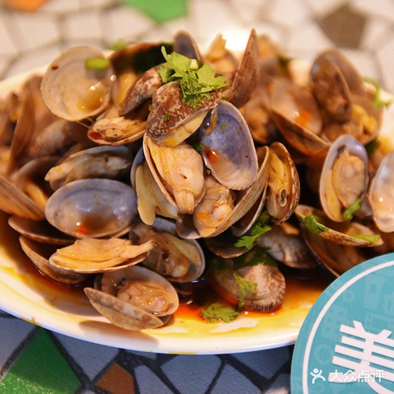 小成故事海鲜碳锅烧烤(方安路店)