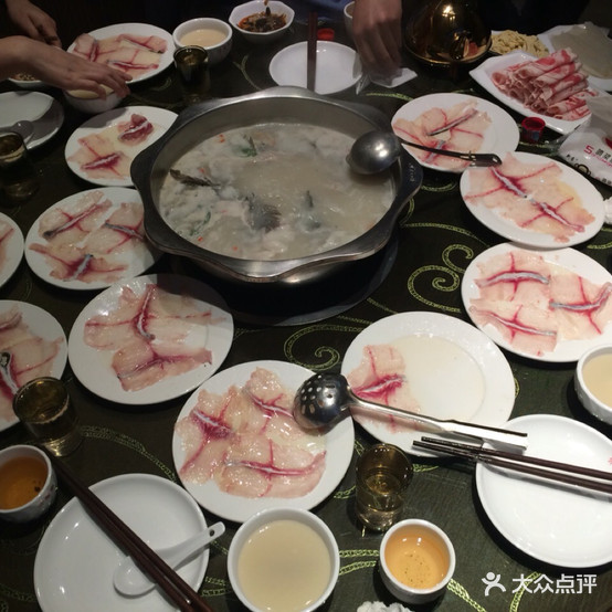 丽江隆继斑鱼庄(阜新总店)