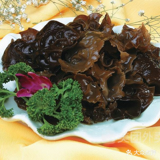 东北大灶台铁锅炖