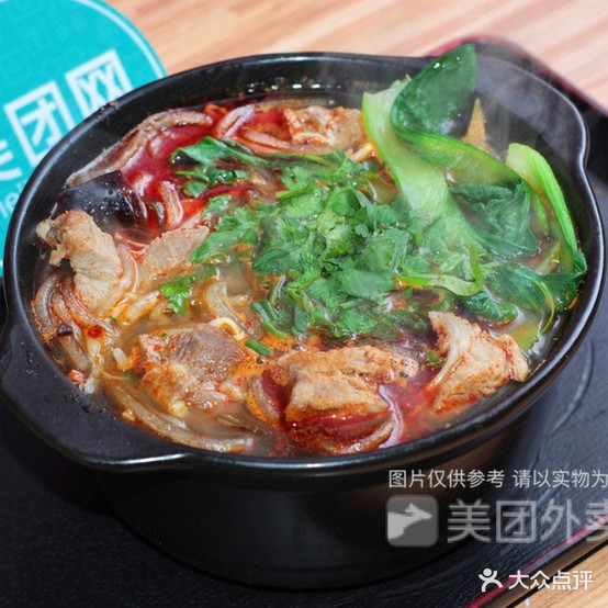 东白驹特色砂锅