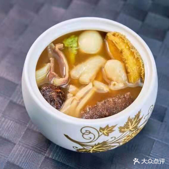 港禾燕鲍翅膀