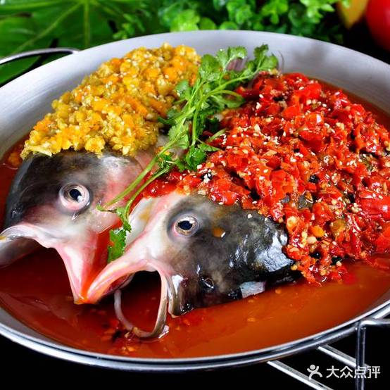钟掌勺忘不餐地道湘菜(新地假日广场店)