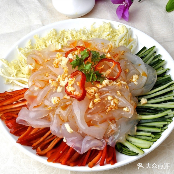 坛肉炖菜馆
