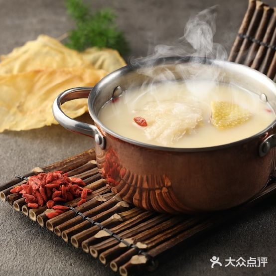 尚9·一滴水江景海鲜火锅餐厅(兴业太古汇店)