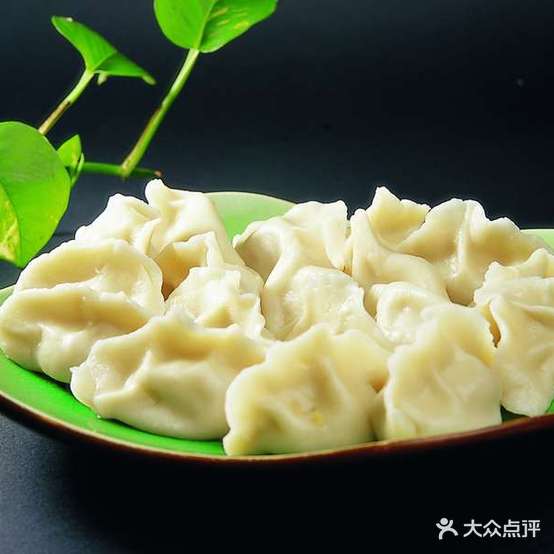 惊喜锅贴饺子馆(西苑小区店)