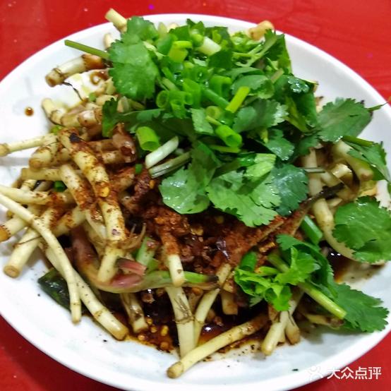 星度干锅牛肉牛筋(旭东路店)