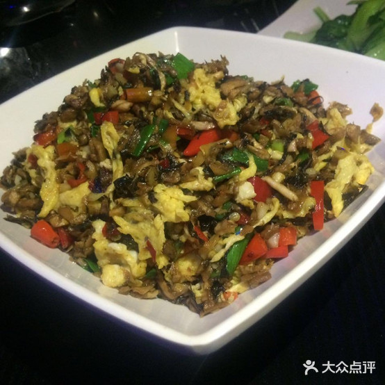 三嫂子川湘美食馆