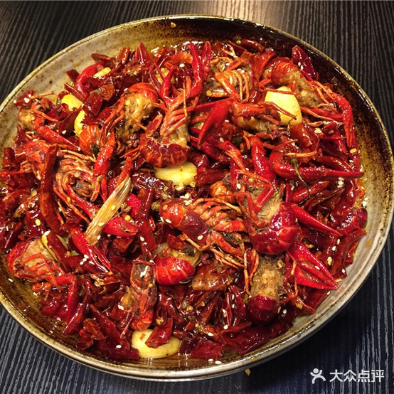 小三亚烧烤大大小海鲜(维丰丽水菁华店)