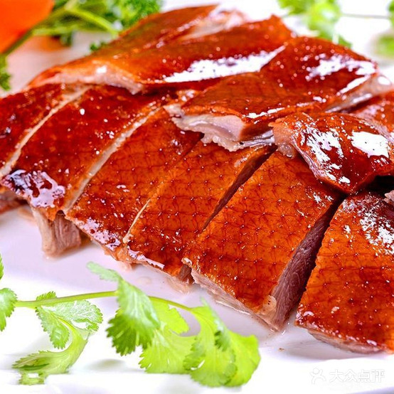 粤允美食烧腊店