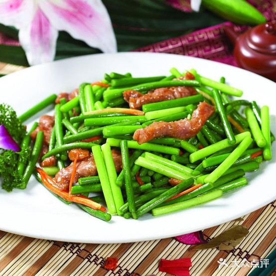 集香锅鸡香锅(环球路店)
