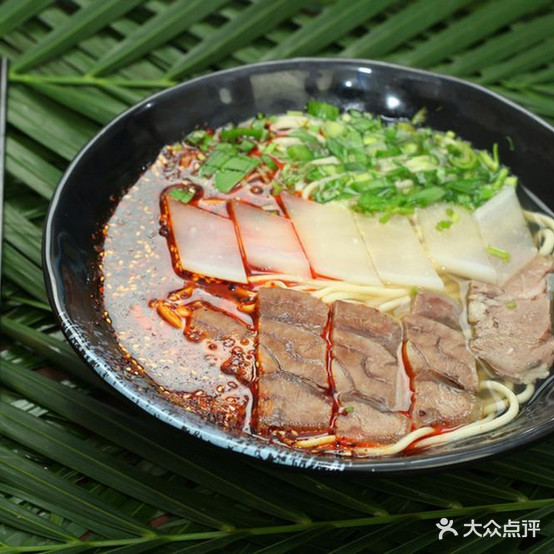 兰州正宗牛肉拉面