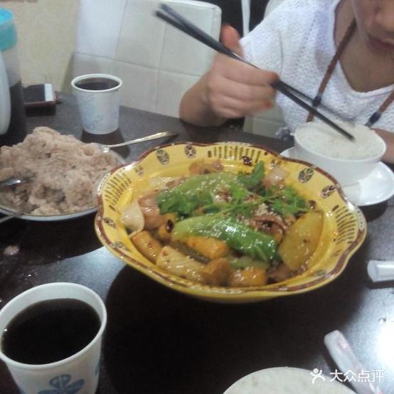 BOBO熊麻辣香锅(师院店)