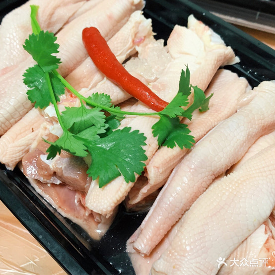 和伟烧烤鹅肠火锅