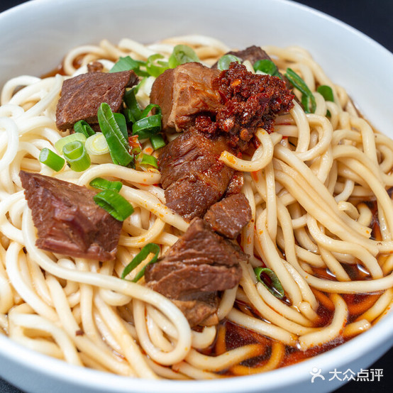 辉哥牛肉米线