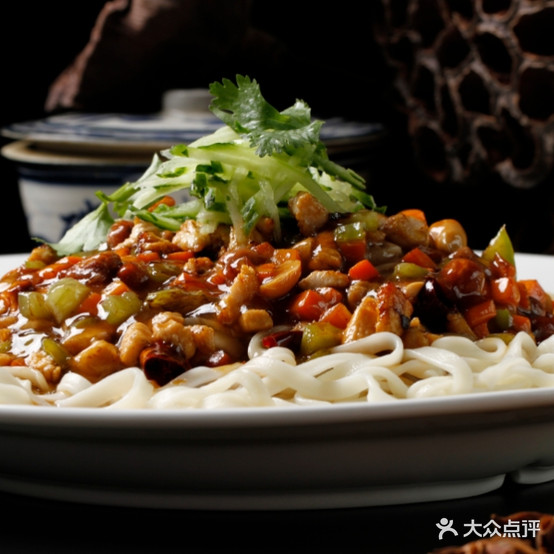 兰州牛肉拉面(凤凰假日店)