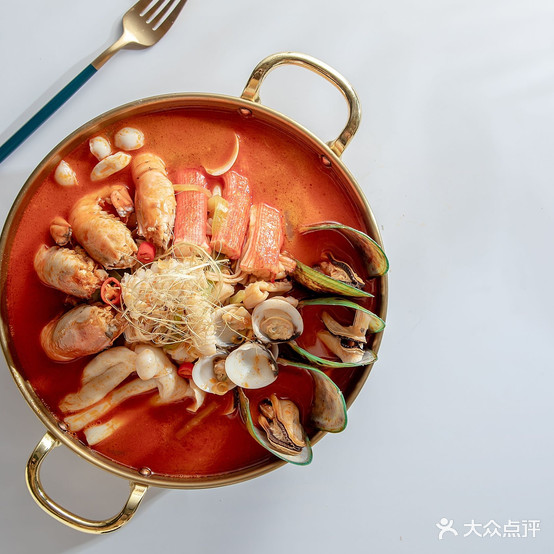 云顶花园餐厅· YC TABLE ·生日主题(凤岗店)