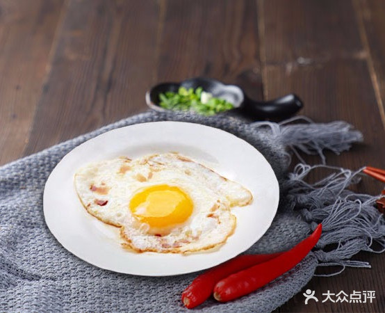 逍耀厨子(宏达路店)