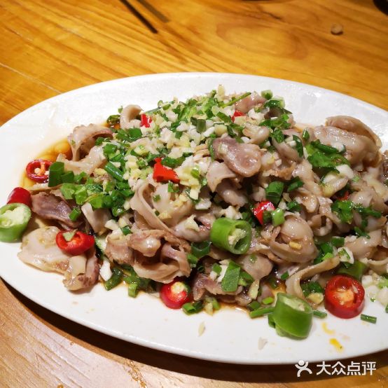 聚友香鱼庄·贤南穿菜馆
