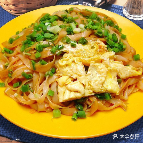 龙哥沿江凤情烧烤城