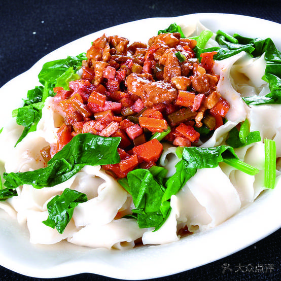 张金阳鸡汤刀晓面(临洮店)