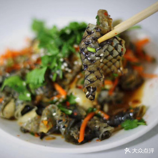联瀛滋补碳炉火锅