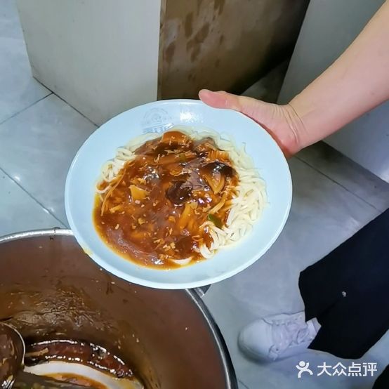 熏行者海先大排档